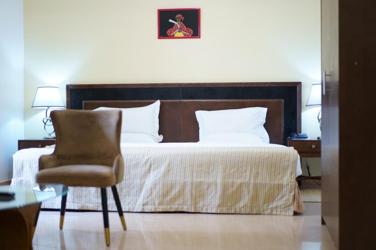 Le Feto Hotell Dakar Exteriör bild